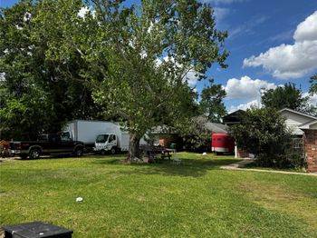 8910 Carousel Lane