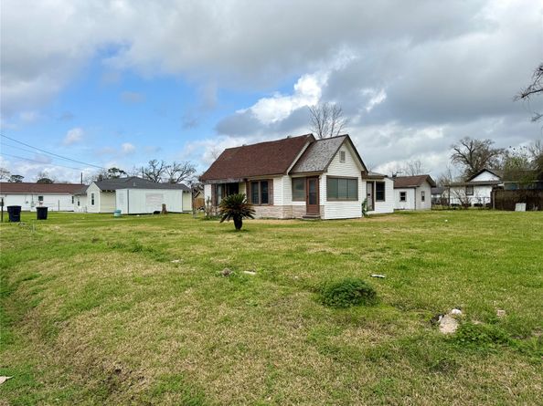 2405 Mann Street, Houston TX 77093