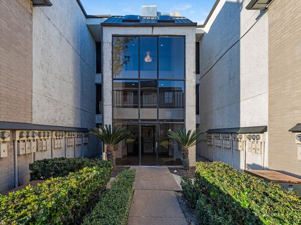 8429 Hearth Drive 23, Houston TX 77054