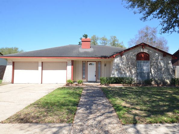 11502 Elmcroft Drive, Houston TX 77099