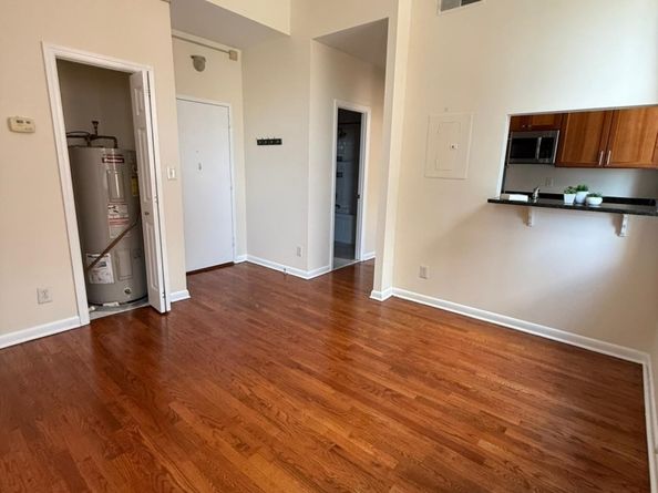 186 Wayne St 326D, Jersey City NJ 07302