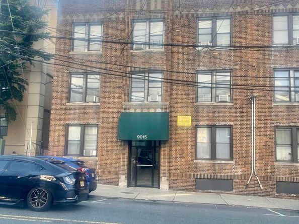 9015 Bergenwood Ave 7, North Bergen NJ 07047