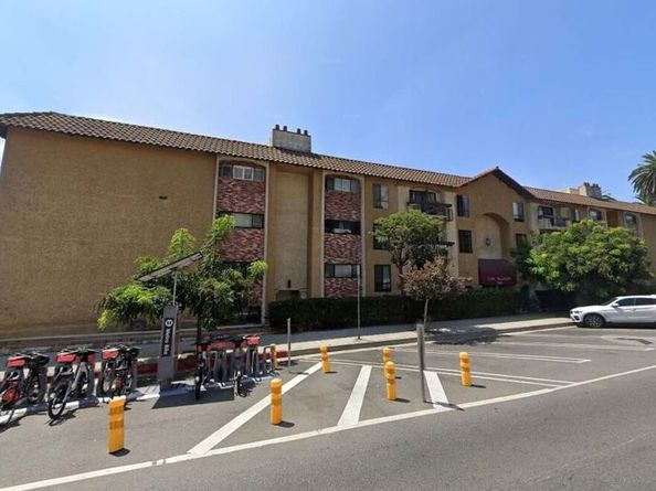 7300 Franklin Avenue 652, Los Angeles CA 90046