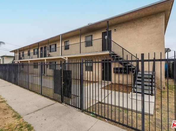 9823 S Main Street, Los Angeles CA 90003