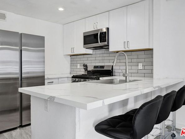 12330 Osborne Street 77, Pacoima CA 91331