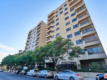 727 S Ardmore Avenue