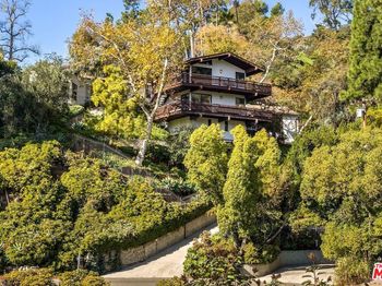 7837 Woodrow Wilson Drive