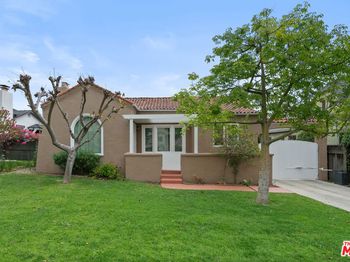 1612 S Genesee Avenue