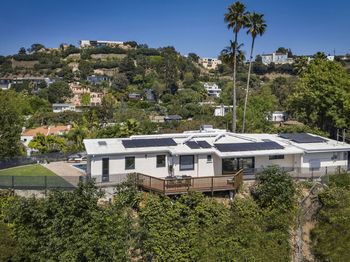 2740 Nichols Canyon Road