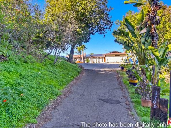 3709 Buena Creek Road, Vista CA 92084