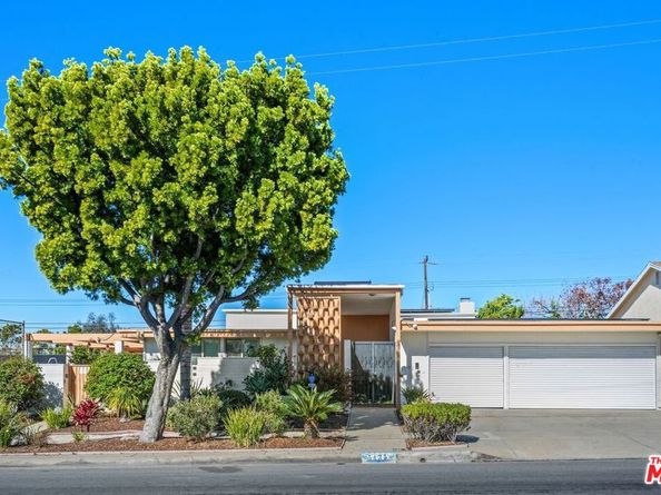 5435 W 64th Street, Los Angeles CA 90056