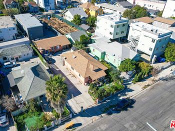 1139 S Kingsley Drive