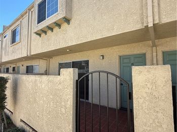 401 W 220th #18 Street