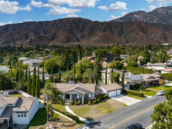 2421 Cliff Road, Upland CA 91784