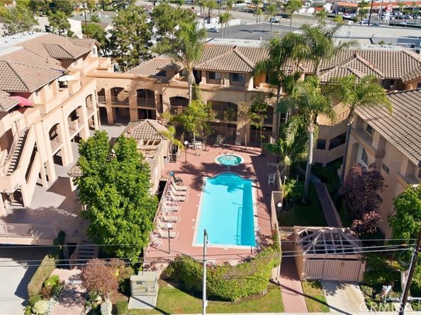 4141 Hathaway Avenue 28, Long Beach CA 90815