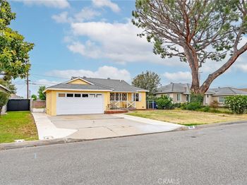 1113 N Calvados