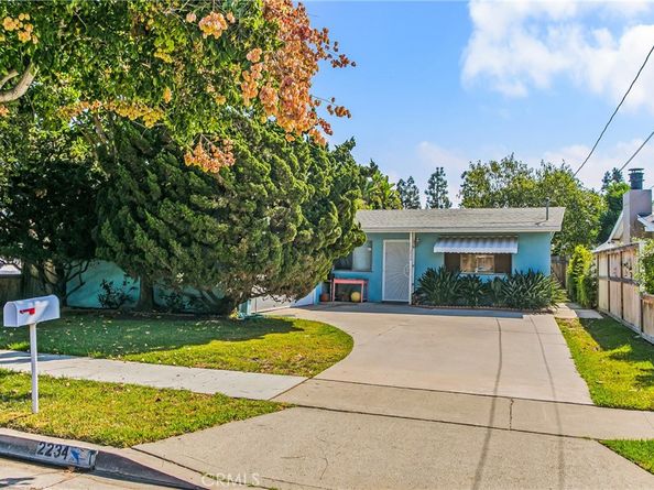 2234 Avalon Street, Costa Mesa CA 92627