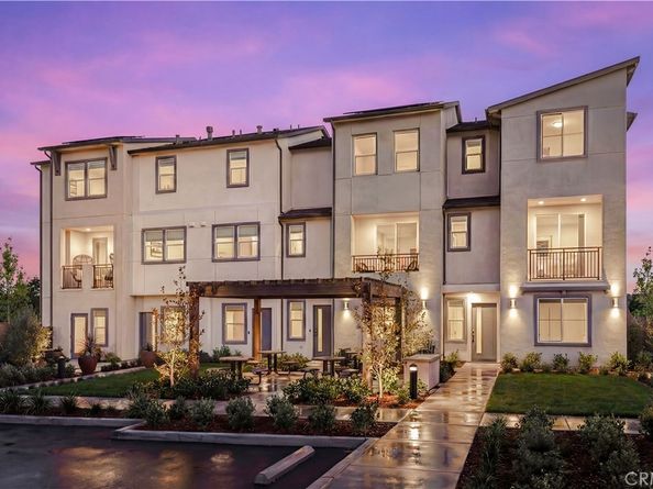 12720 Azure Way 27, Hawthorne CA 90250