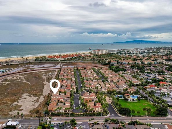 8438 Hibiscus, Huntington Beach CA 92646