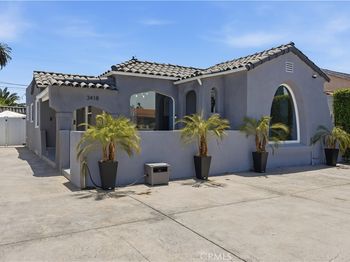 3418 W 75th Street