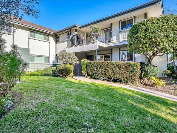 22709 Maple Avenue A, Torrance CA 90505