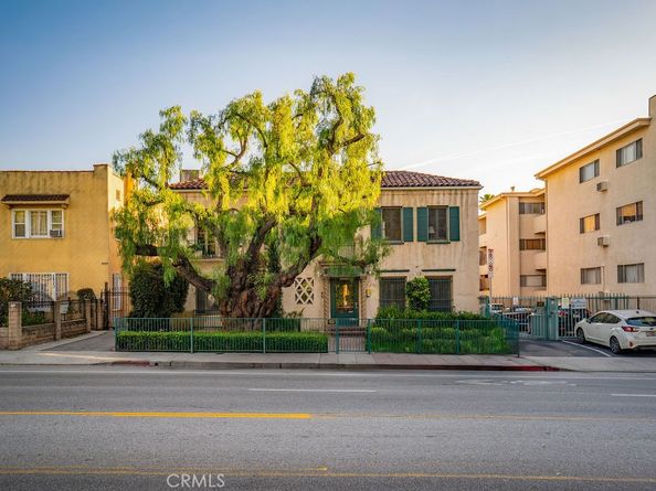 5424 Franklin Avenue, Los Angeles CA 90027