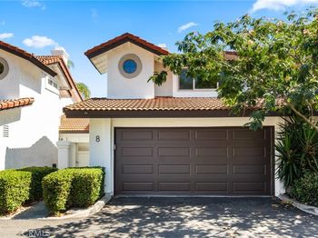 8 Clover Hill Lane