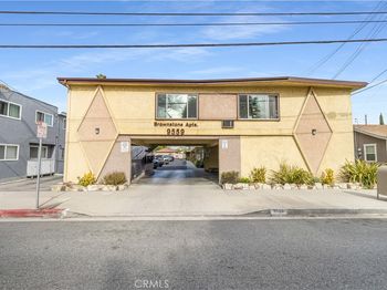 9559 Flower Street