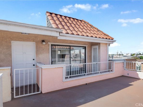 1168 E 10th Street 213, Long Beach CA 90813