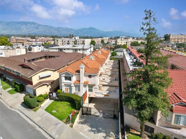 134 N Atlantic B, Alhambra CA 91801