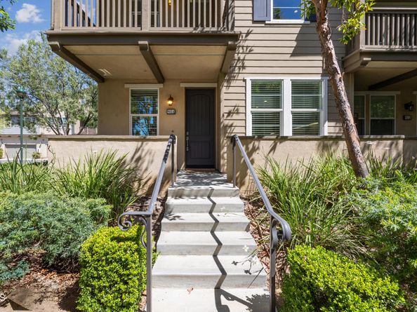908 N Primrose Lane A, Azusa CA 91702