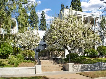 190 Arroyo Terrace