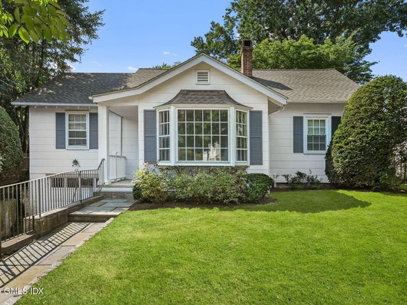 48 Rockmere Avenue, Old Greenwich CT 06870