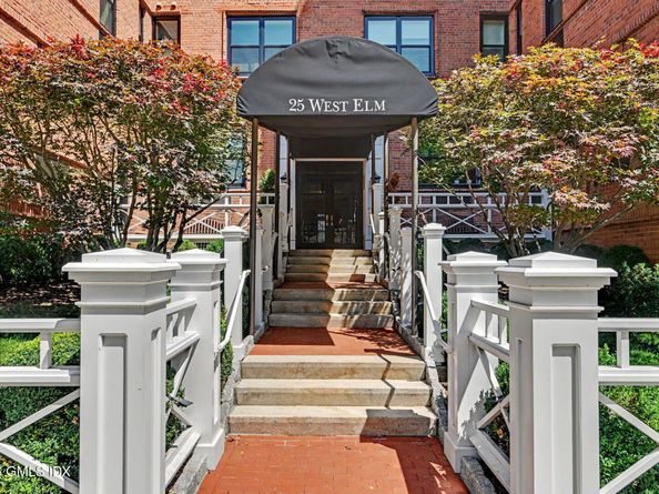 25 W Elm Street 37, Greenwich CT 06830