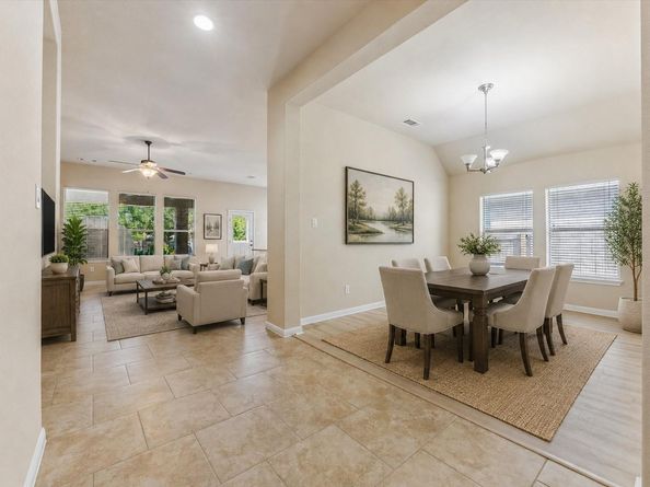 714 Edwards Walk DR, Cedar Park TX 78613