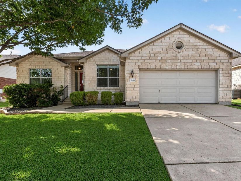 1004 Applerock, Leander TX 78641