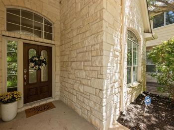 5000 Mission Oaks BLVD