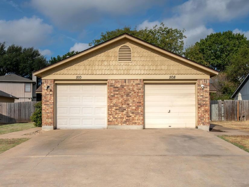 508/510 Greenlawn BLVD, Round Rock TX 78664
