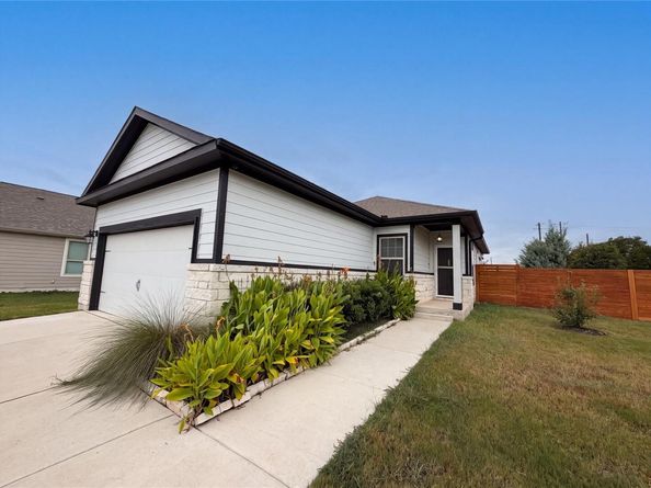 105 Syrah CT, Leander TX 78641