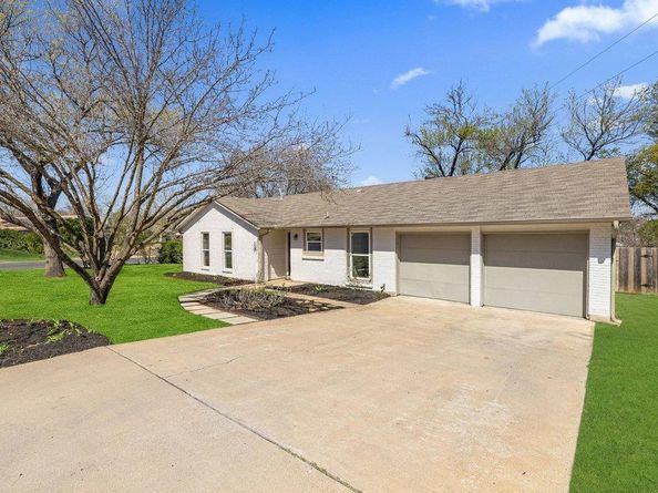 300 Clearday DR, Austin TX 78745