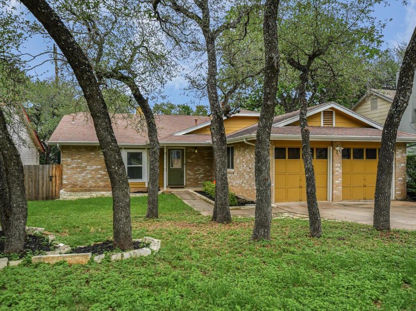 5810 Secrest DR, Austin TX 78759