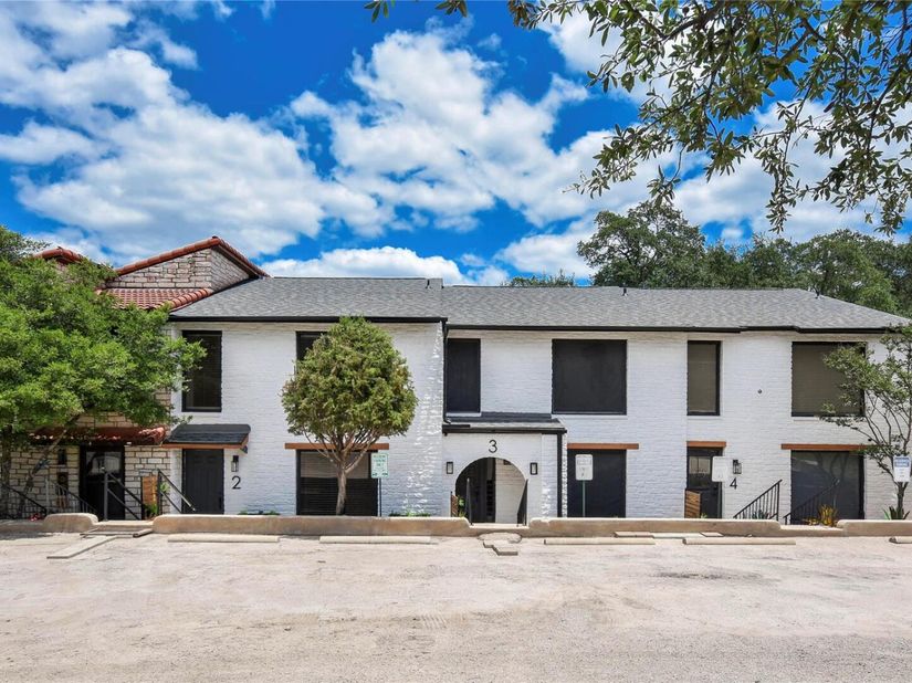 18801 Hogan CIR 3, Lago Vista TX 78645