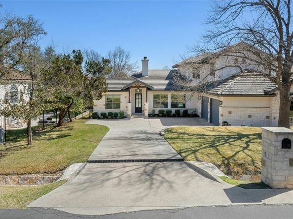 3 Camwood TRL, The Hills TX 78738