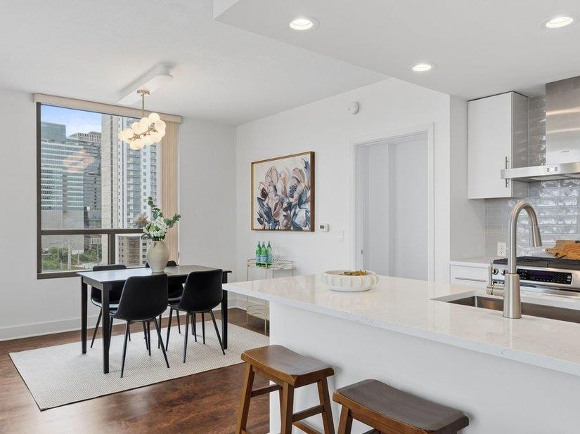 300 Bowie ST 1101, Austin TX 78703