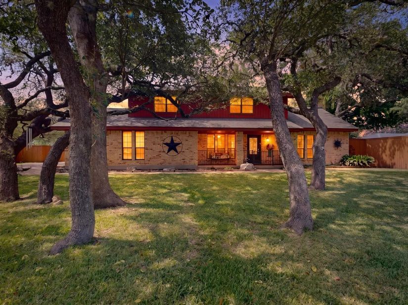 3311 Sesbania DR, Austin TX 78748