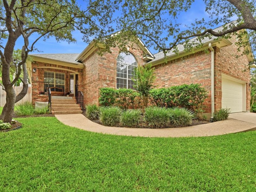 12909 Majestic Oaks DR, Austin TX 78732