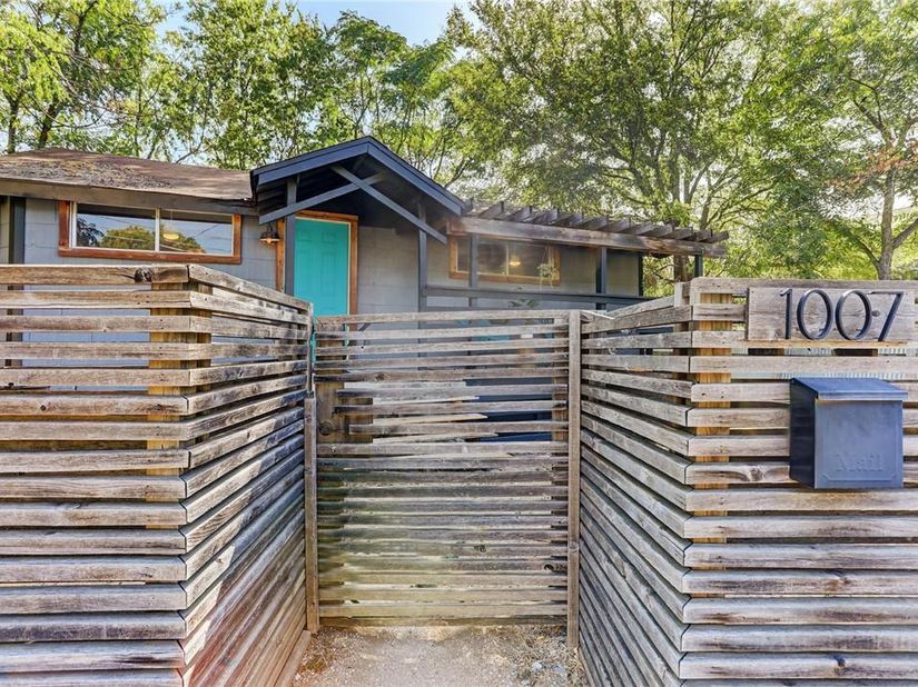 1007 Prospect Ave, Austin TX 78702