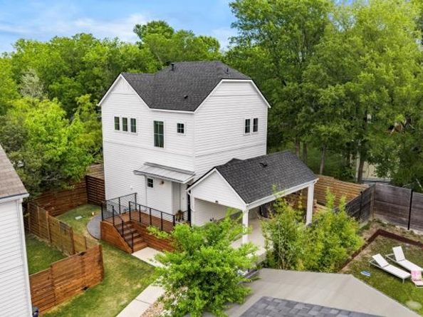 1213 Eleanor ST B, Austin TX 78721