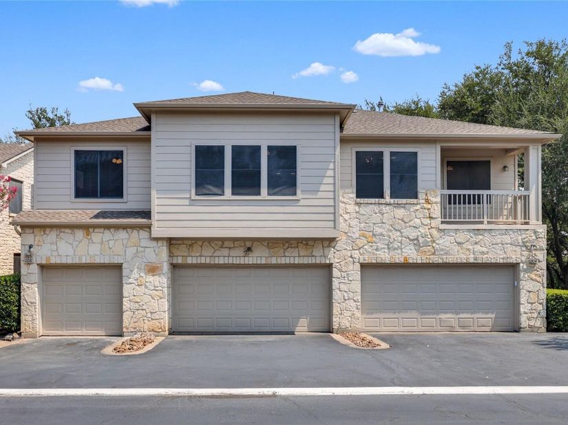 7501 Shadowridge Run 105, Austin TX 78749