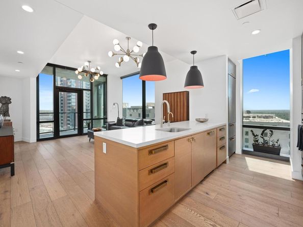 70 Rainey ST 1509, Austin TX 78701